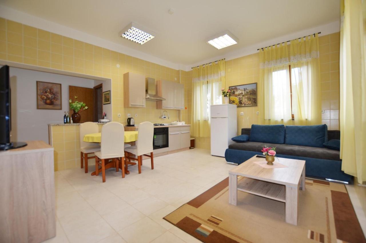 Zminj Apartments מראה חיצוני תמונה