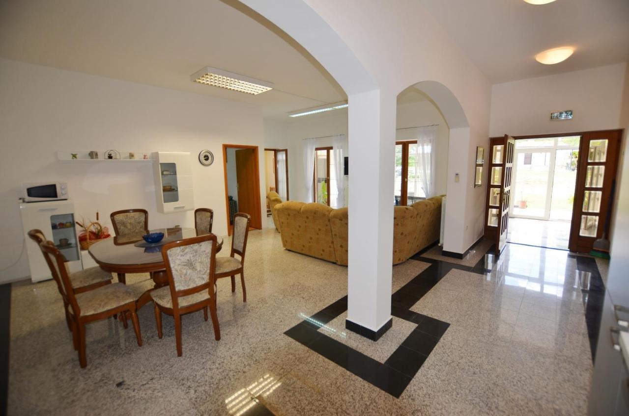 Zminj Apartments מראה חיצוני תמונה